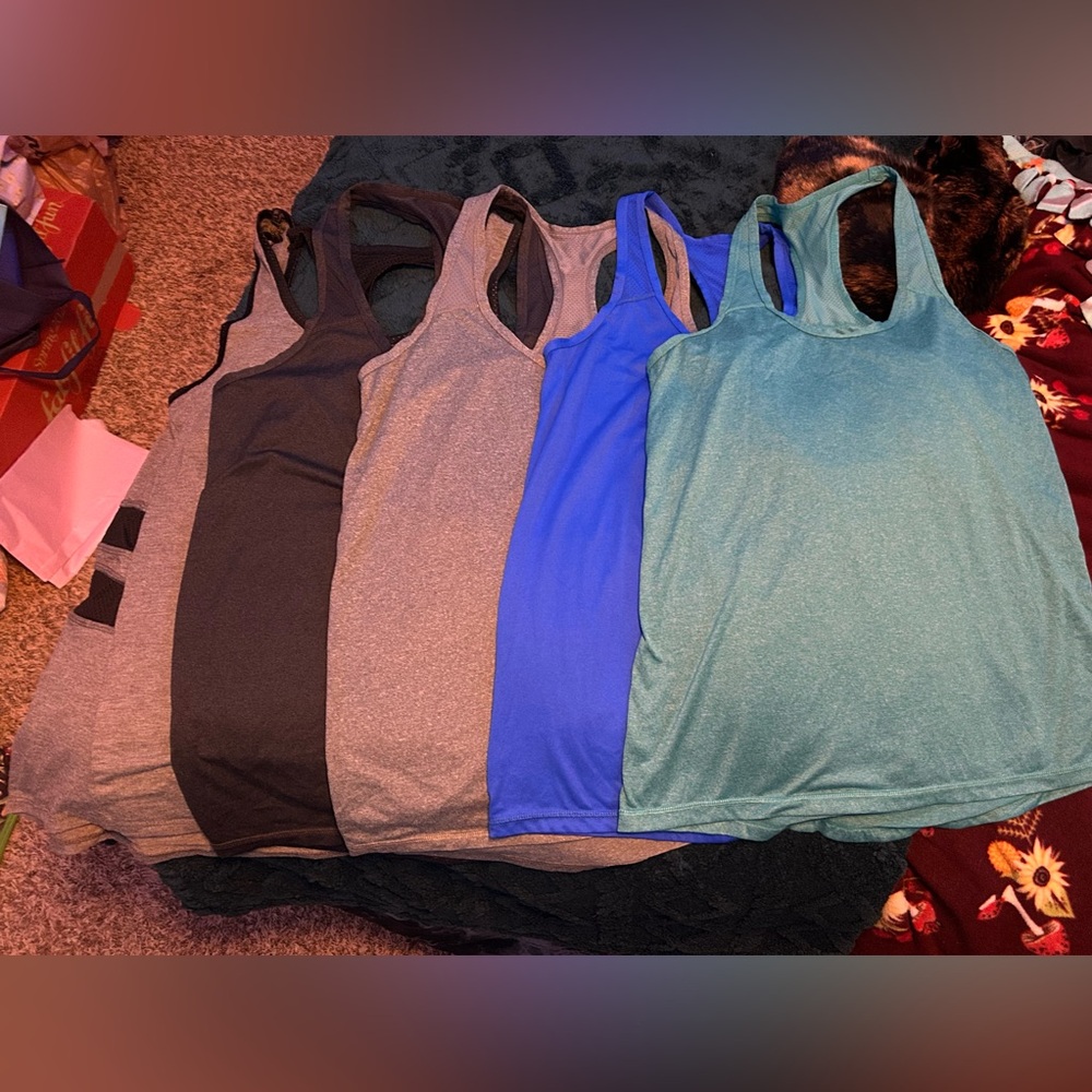 Set of 5 Xersion Tank Tops